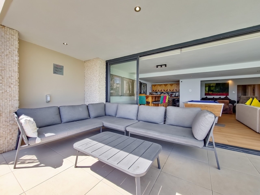 To Let 7 Bedroom Property for Rent in Camps Bay Western Cape